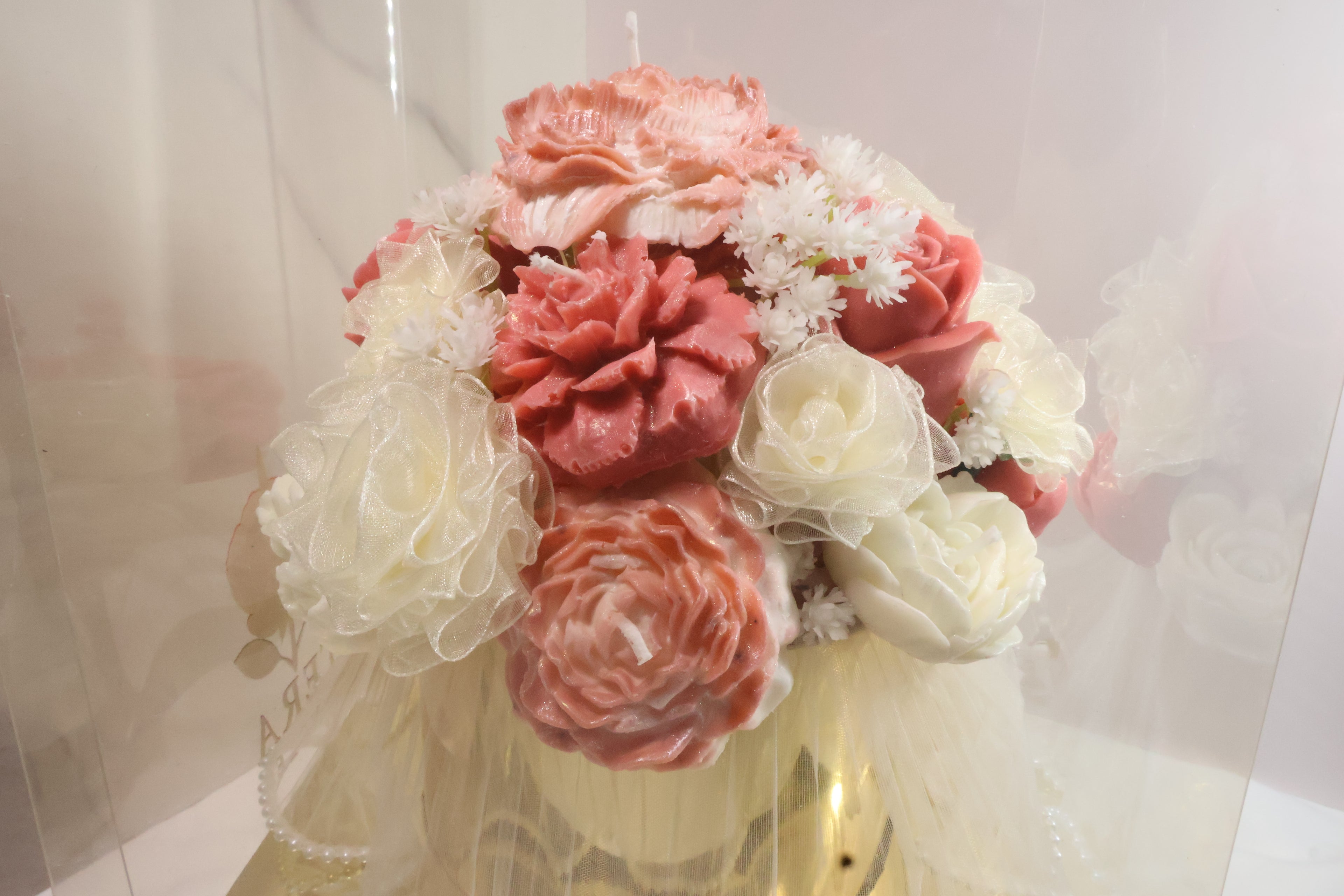 Dulce Prohibido · A Floral Candle Bouquet